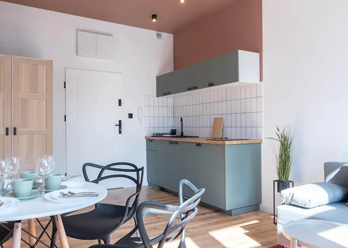 Retro Point Jezyce Appartement *