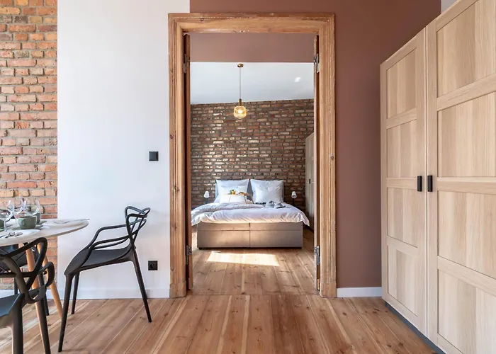 Retro Point Jezyce Appartement *